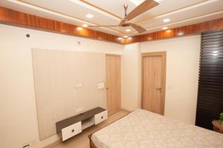 Adriadna Homes City Comfort Stay Simple, Stylish Comfortable - 9