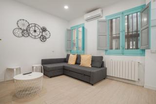 Modern Cozy -2Bedrooms 1Bathroom-Delicias - 8