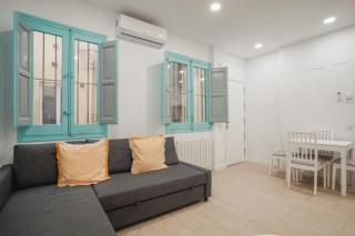 Modern Cozy -2Bedrooms 1Bathroom-Delicias - 4