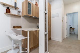 Modern and Bright-1Bedroom 2Bathrooms-La Latina - 1