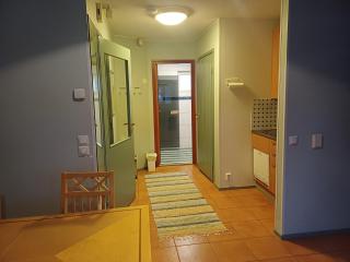 Lomahuoneisto paritalossa Puustila B - 3