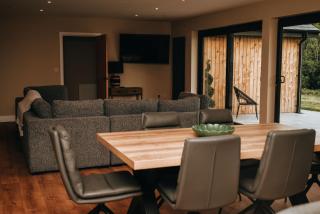 Beacons View Luxury Lakeside Chalet- Trem Y Fan - 6