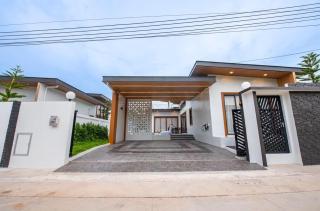 La Seal Pool Villa - 8