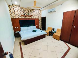 Hotel Pak Continental Multan - 4