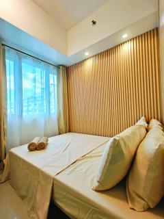 Cozy Modern 1BR Light Residences with 55 inches 4K TV - 3