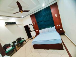 Hotel Pak Continental Multan - 8