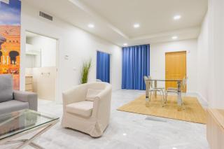 Spacious functional - 1 BD 1BTH - City Center - 5