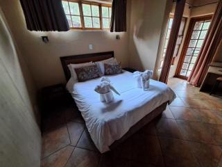 Unit 77 Kubu Mabalingwe nature reserve - 2