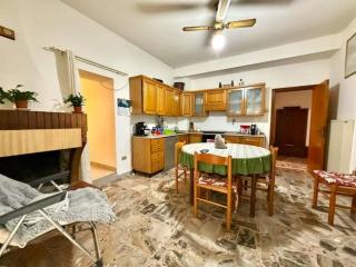 Elegant Home, boasting sweeping sea ! - 0