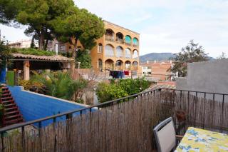 Alojamiento con encanto en planta superior ideal para trabajo y escapadas familiares en Montserrat - 8