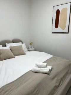 Luxury Marina Mini-Penthouse - 3