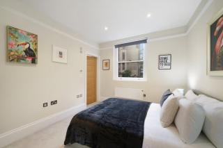 Stylish Flat in Piccadilly Circus & Soho - Zone 1 - 7