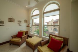 Bella Vista 1C - 3 bdr - 3 1 and half bath - 3