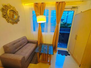 Cozy Studio at MPlace near Timog Quezon City - 8