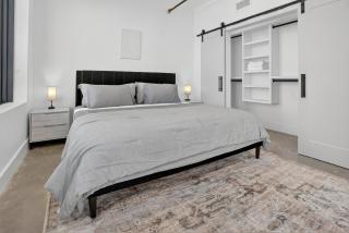 Tulsa Beacon Living Sleek & Cozy 2BR Flat - 1