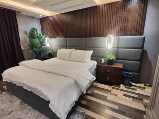 Gold Crest Premium Apartments - 6