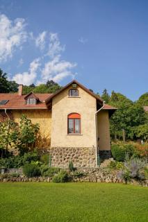 Manor House on the Danube Bend - 8