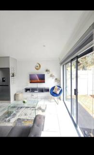 Julia Camperdown's Home - 5