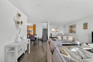 Florentina Villa - 7