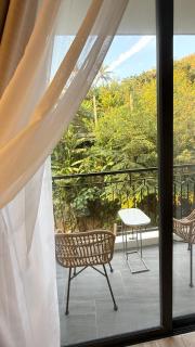 Stylish 1 bedroom apartment in a new premium boutique condominium - 6