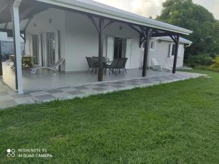 Charmante villa à Le Vauclin, 115 m² avec jardin - 0