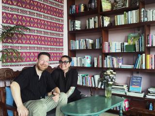 Here Library - A wooden home by the river with a library - 2