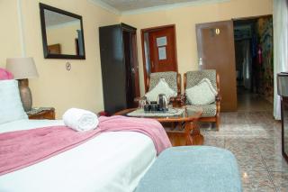 Sikhula Sonke Guest House - 0