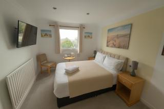 Cecil Court Hotel - 2