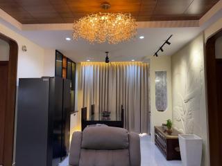 Stunning City The View's Better From Here - 0