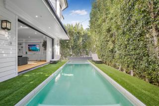 Spaulding Ave Farmhouse - 8