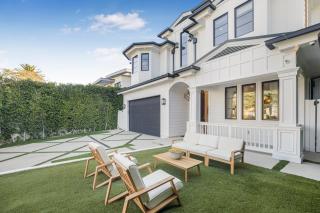 Spaulding Ave Farmhouse - 3