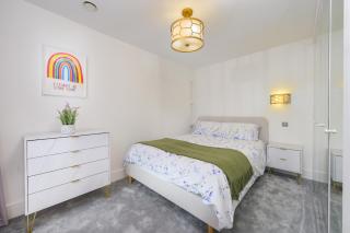 Gorgeous Hampstead Home FAV41 - 9