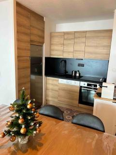 Rare 10 Person Apartment-Terrace-Parking-Pool - 6