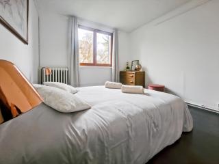 Appartement Chaleureux, Jardin Privé, Centre ville - 1