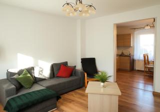 Tysiąclecia 11/1 - 8