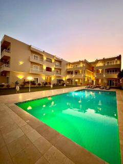 Royal Nile Villas - Nile View Apartment 2 - 0