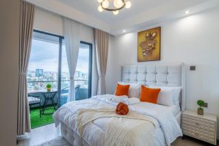 Kilimani 15th-Floor Apt with Heated Pool, Gym and Views - 0