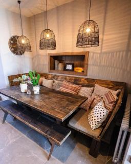 Great seaside & harbour views! Old Slipway House - 3