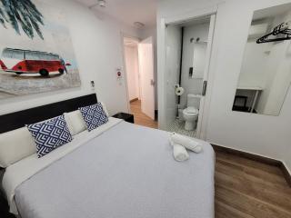 AYZ Elcano - Auto check-in property - 1