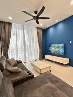 Podium 3BR 2BH Modern Homestay Near Aeon - 0