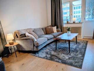 Stylish & comfortable 3-sleeps apartment near Katrineholm Centre - 9