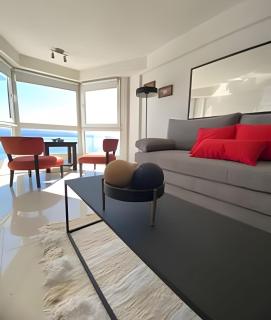 Vista lago Nahuel Huapi Depto. moderno c/cochera - 1