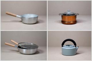 国立公園の山裾で自然にポツン 草本 - 7