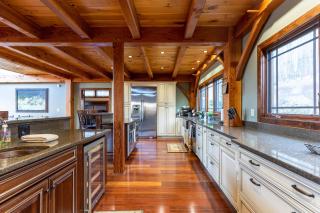 Elk Island at River Run - 4