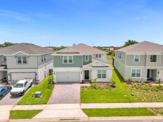 Enchanted Clermont Getaway 8BD Villa for groups - Orlando - 1