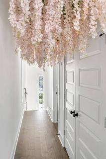 HotTub/Karaoke-10min to DT-9 beds-Swiftie's home - 3