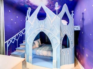 Awesome 6br by Disney with Theme & Game Rm Pool - 0