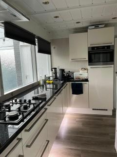 Ruhiges Ferienhaus uneinsehbarer großer Garten, komplett eingezäunt 160 m hoch - 7