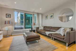 Spacious 4 Bed and 2 Bath in Vauxhall - Zone 1 - 8