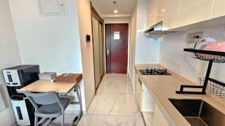Apartement Skyhouse Bsd TL26K By LiviRooms Tangerang - 2